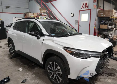 2025 Toyota Corolla Cross Xle из США, поврежденный, VIN 7MUDAABG8SV131441